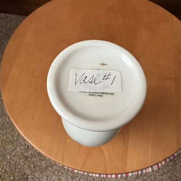 #1 Royal Kent White w/Blue Forget-Me-Nots Porcelain Bud Vase - Picture 8 of 8